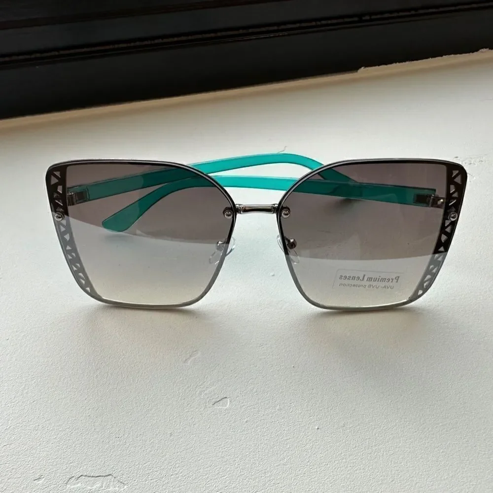 New Fashion Sunglasses Large Frames, Light Weight, Mixed Metal